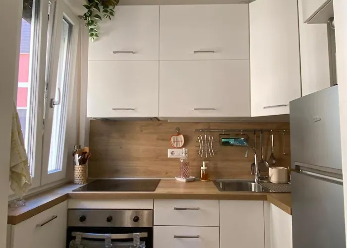 Lägenhet Golden House Arbe Milano